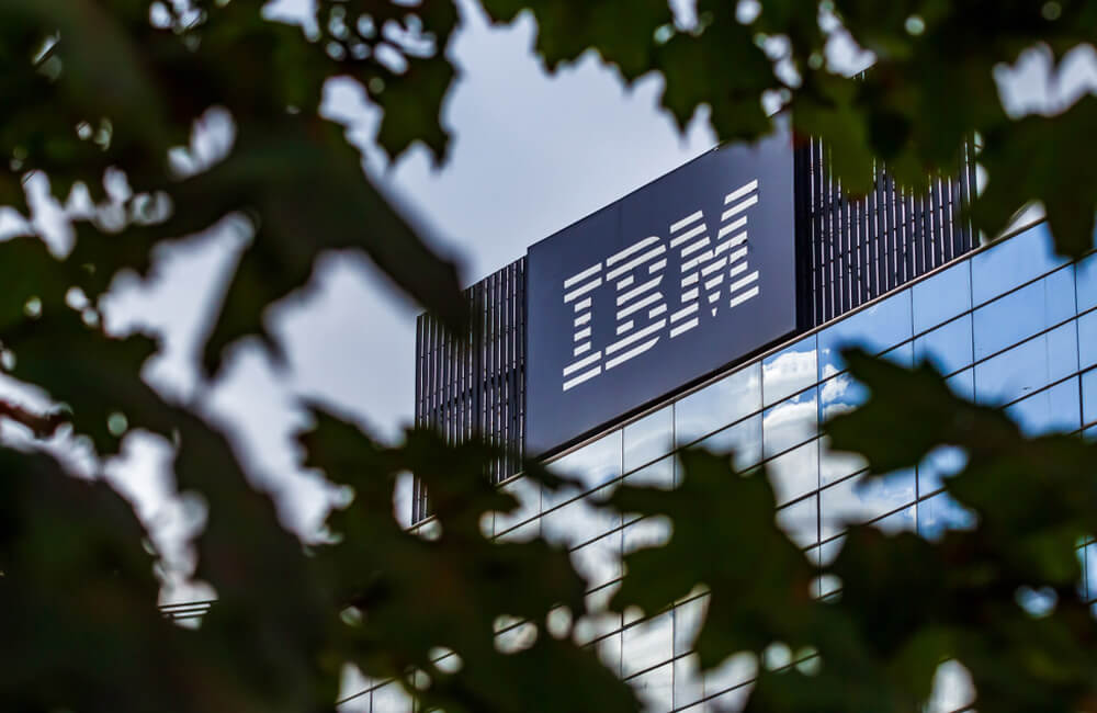 IBM ©LCV / Shutterstock.com