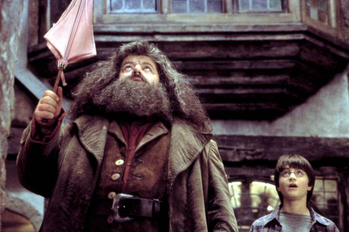 ‘harry Potter Star Robbie Coltrane Defends J K Rowlings Transgender