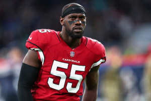 Unhappy Cardinals star Chandler Jones requests trade