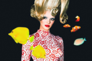 Kendall Jenner Unveils Hair-Raising 'Mars Attacks' Costume