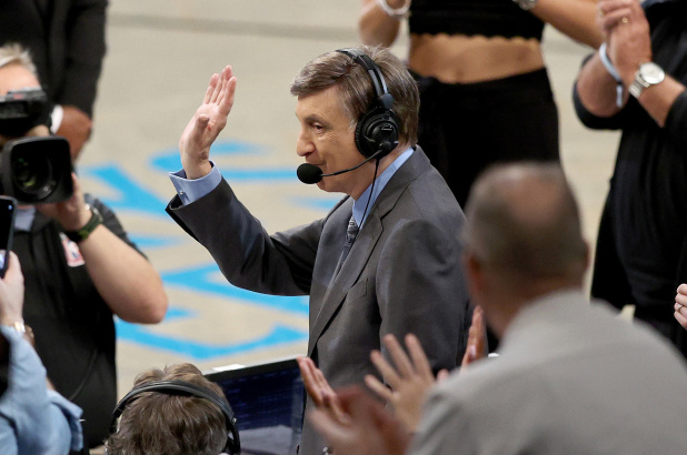 Retiring Marv Albert reflects on career in wide-ranging ...